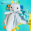 BRIGHT STARTS Morzsolókendő fejjel Cuddle'n Tags elefánt 0hó+