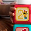 BABY EINSTEIN Connectables Játék mágneses kockák aktivitásokkal Add & Stack 6 db, 6hó+