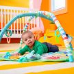 BRIGHT STARTS Játszószőnyeg játékhíddal Wild Wiggles aktivitással 0hó+